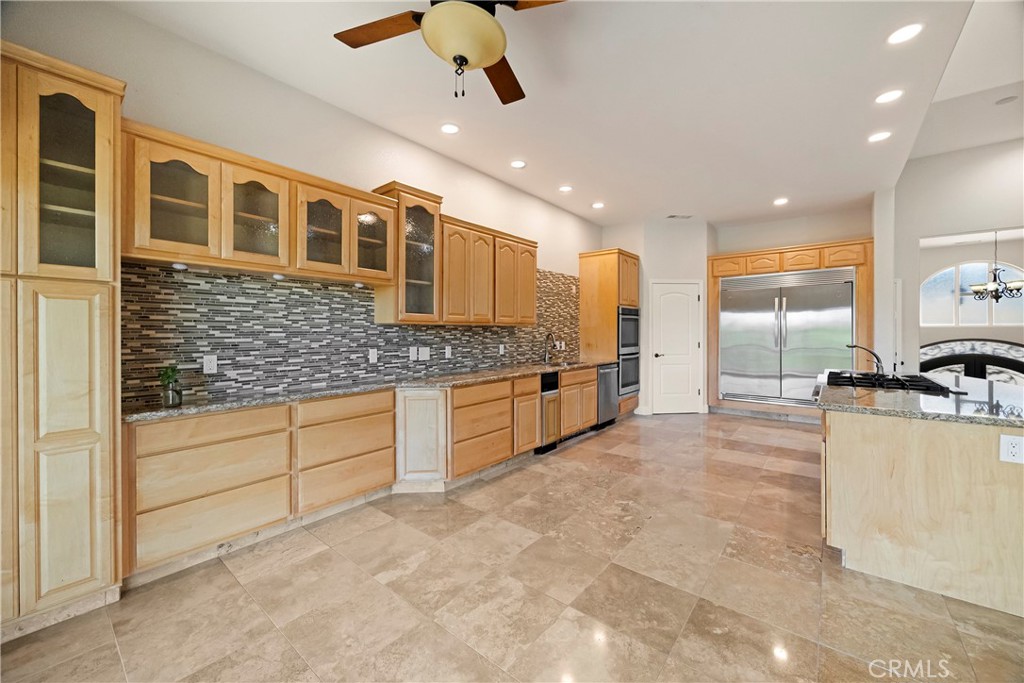 main property photo 17