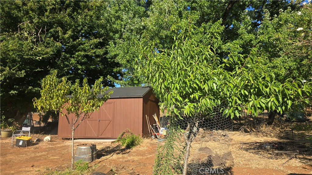 main property photo 13