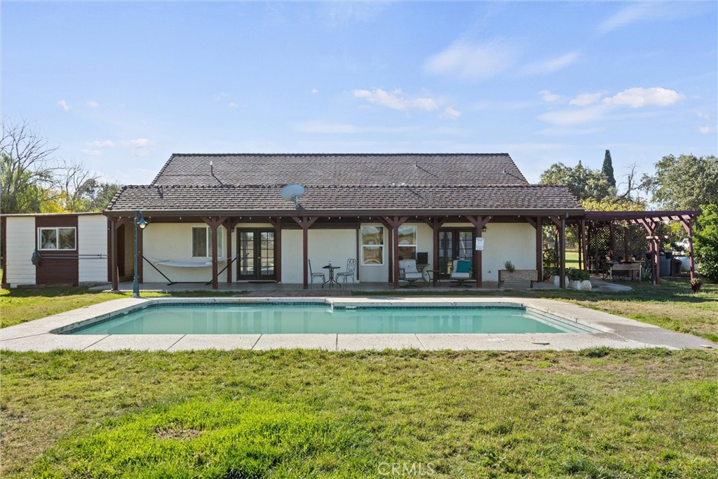 main property photo 19