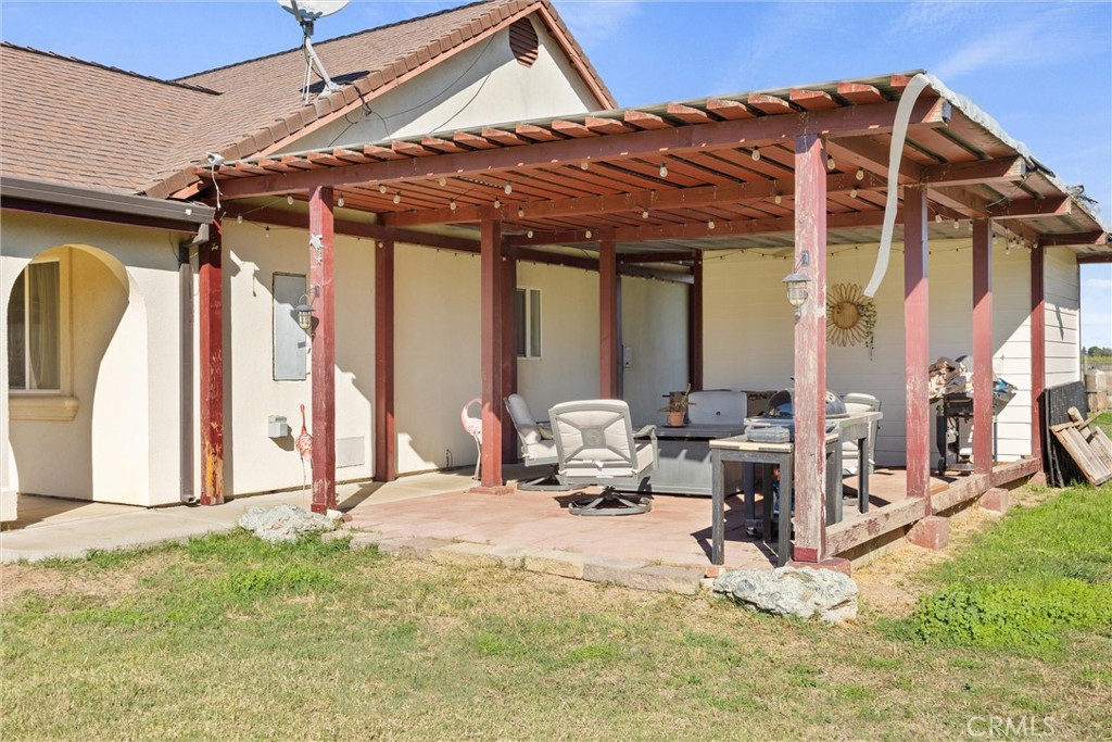 main property photo 23
