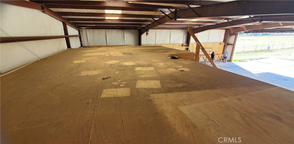main property photo 34