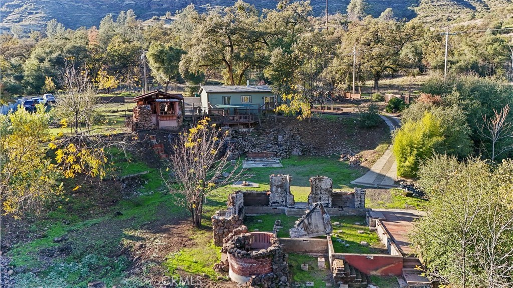 main property photo 41