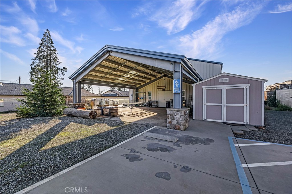 main property photo 19