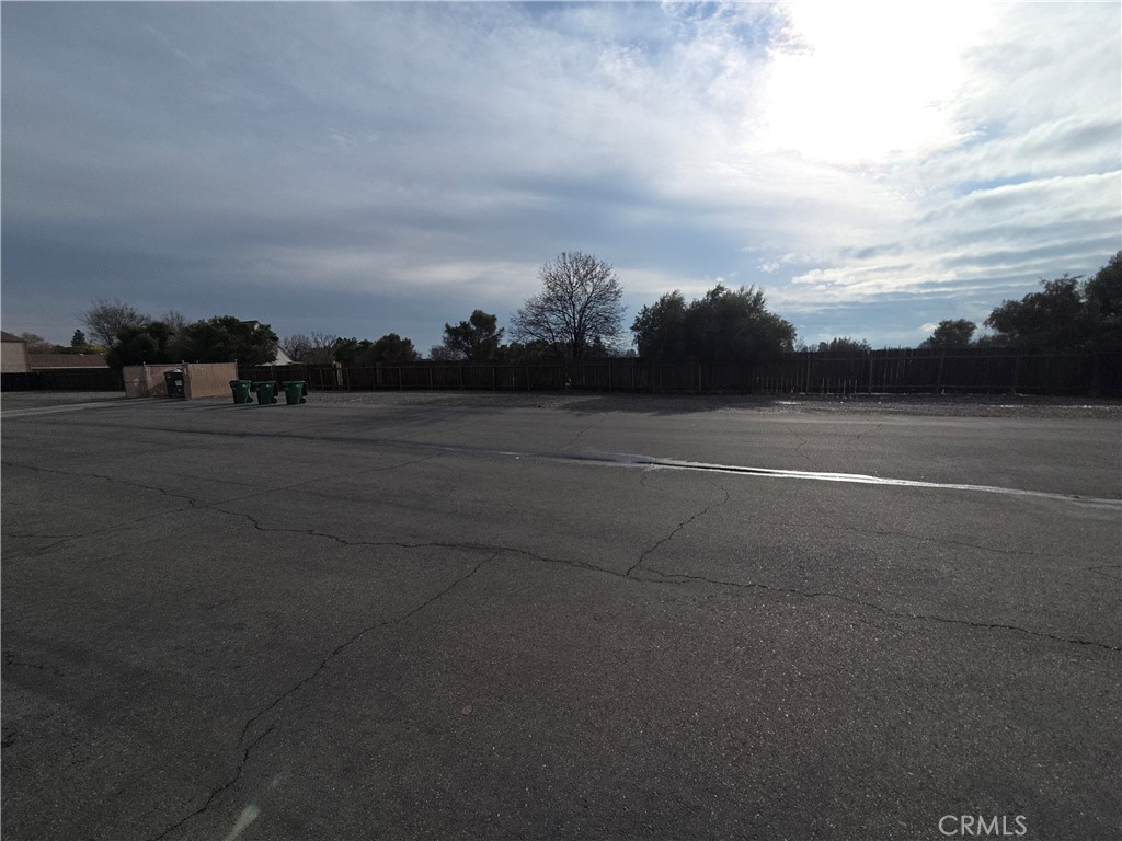 main property photo 27