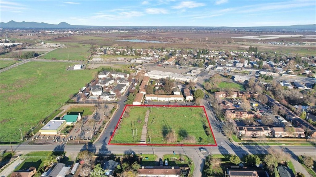 main property photo 10