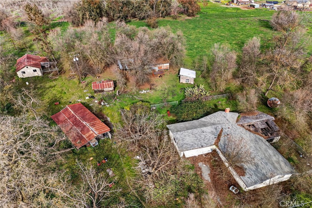 main property photo 16