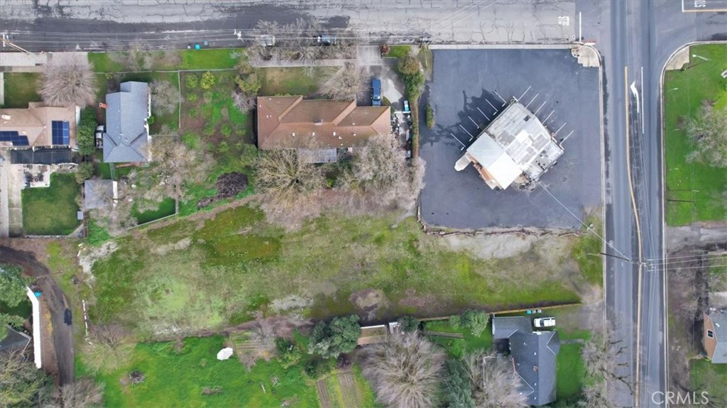 main property photo 13