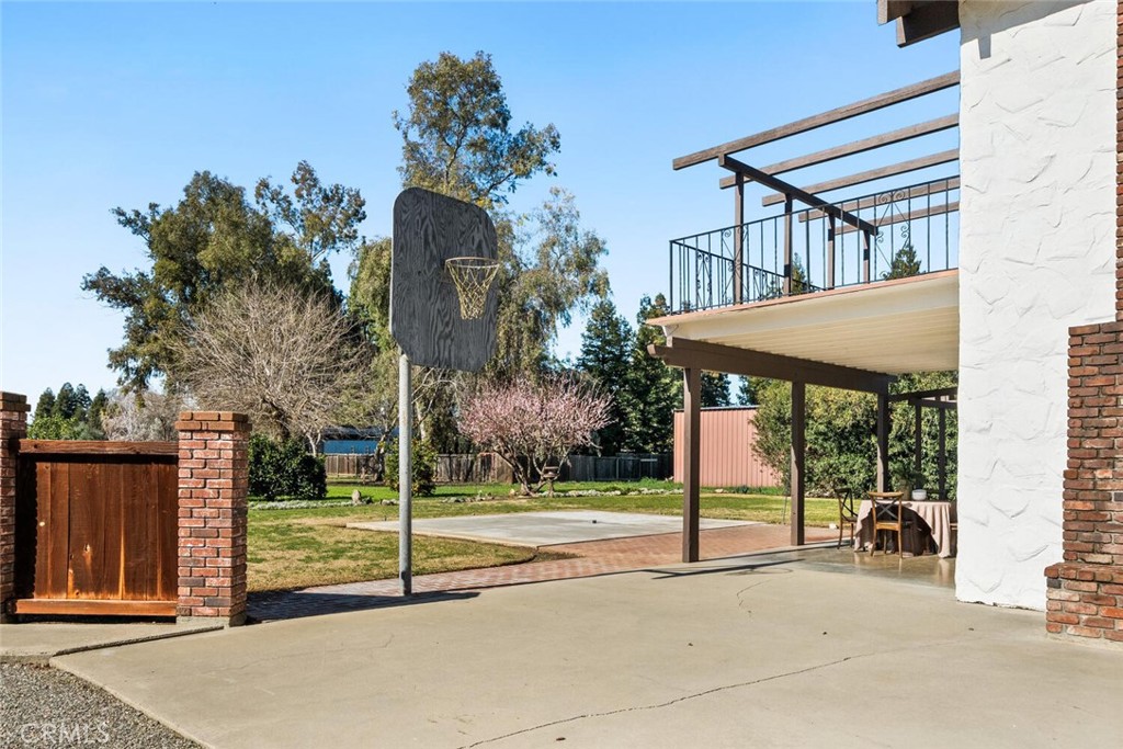 main property photo 50