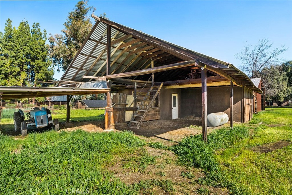 main property photo 58