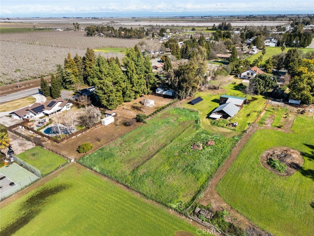 main property photo 60