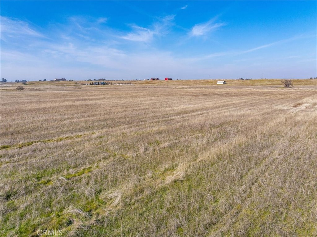 main property photo 11