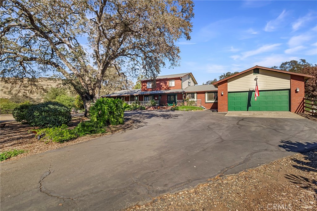 main property photo 4
