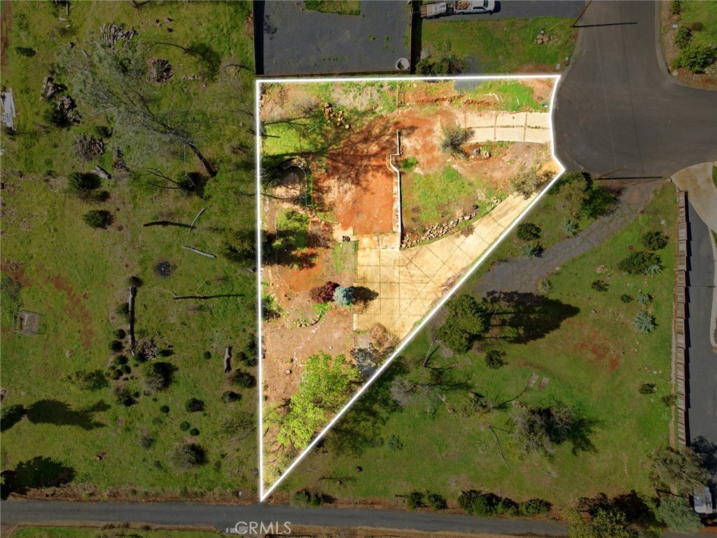 main property photo 9