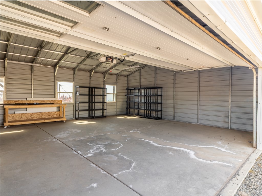 main property photo 16