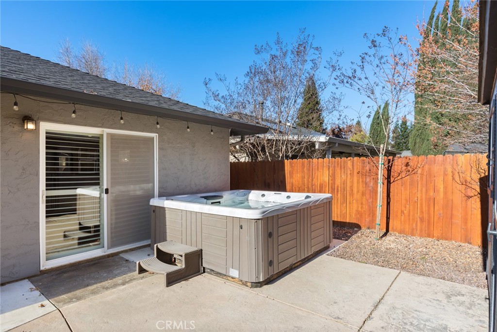 main property photo 26
