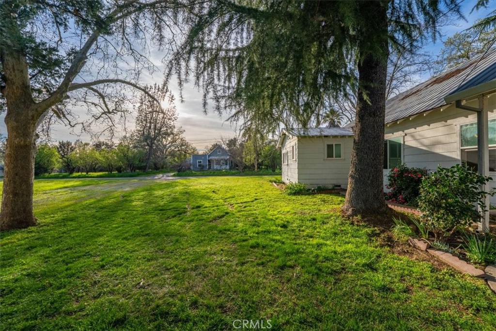 main property photo 33