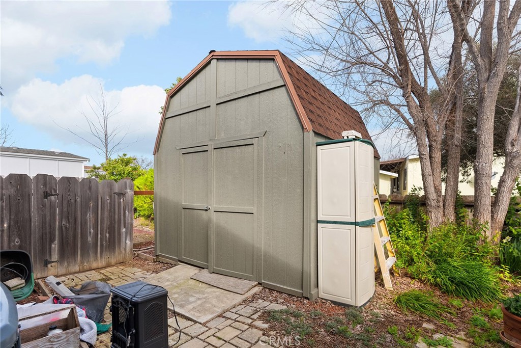 main property photo 43