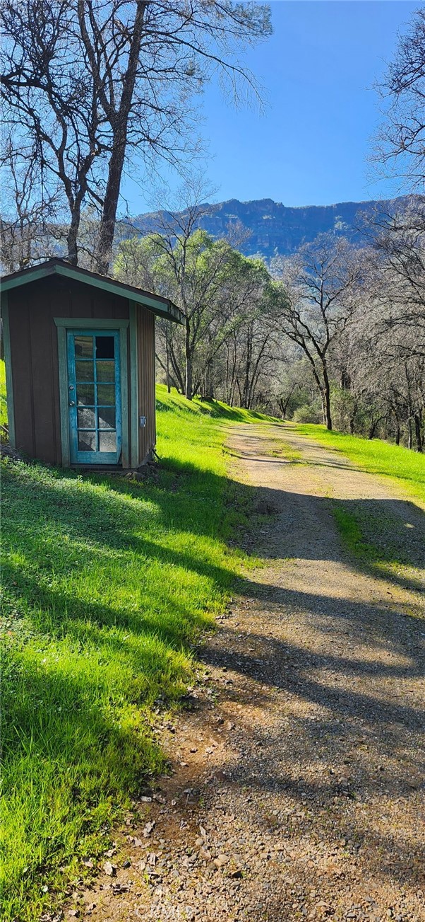main property photo 11