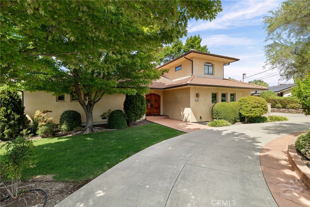 main property photo 3