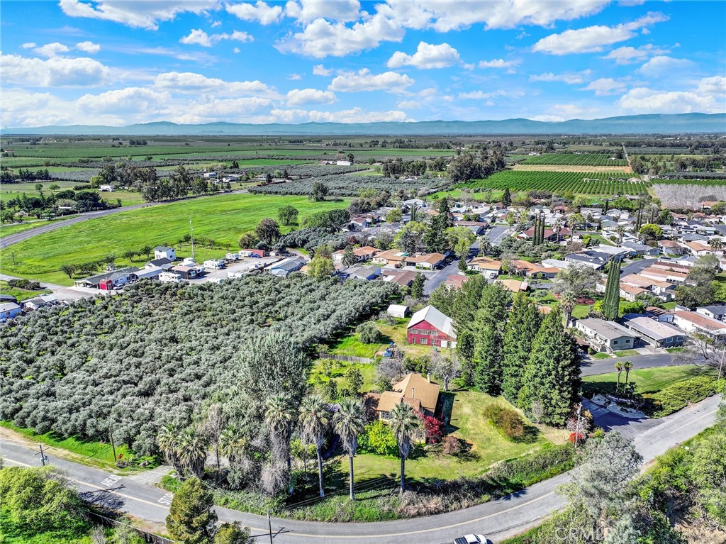 main property photo 45