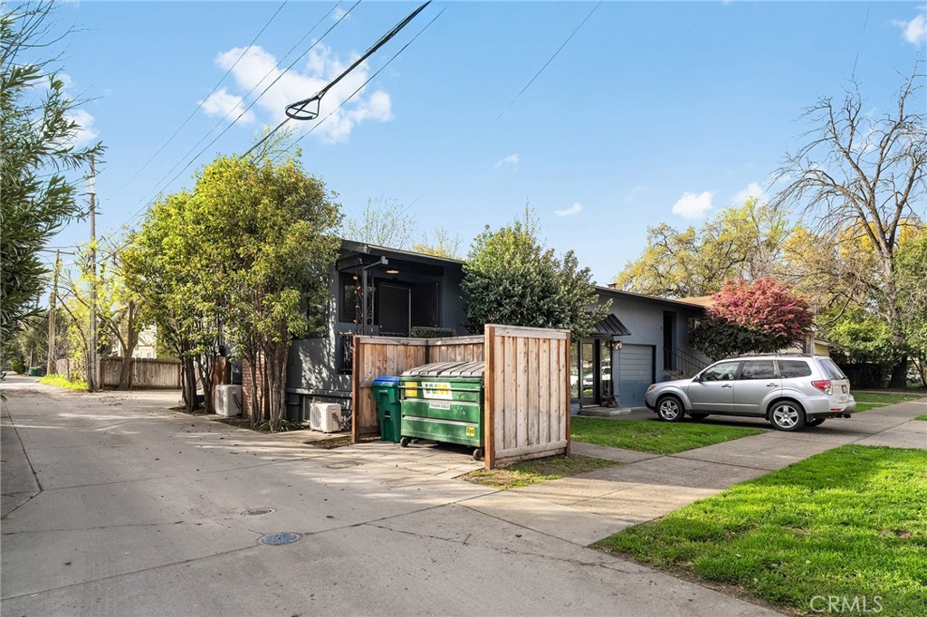 main property photo 34