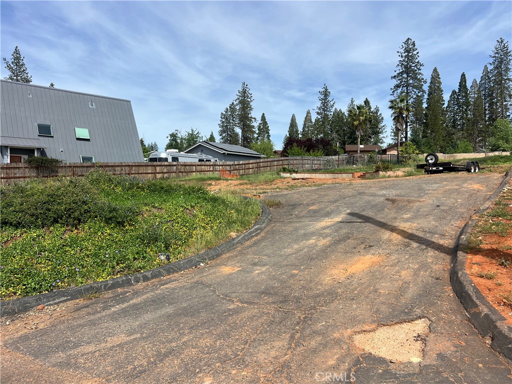 main property photo 5