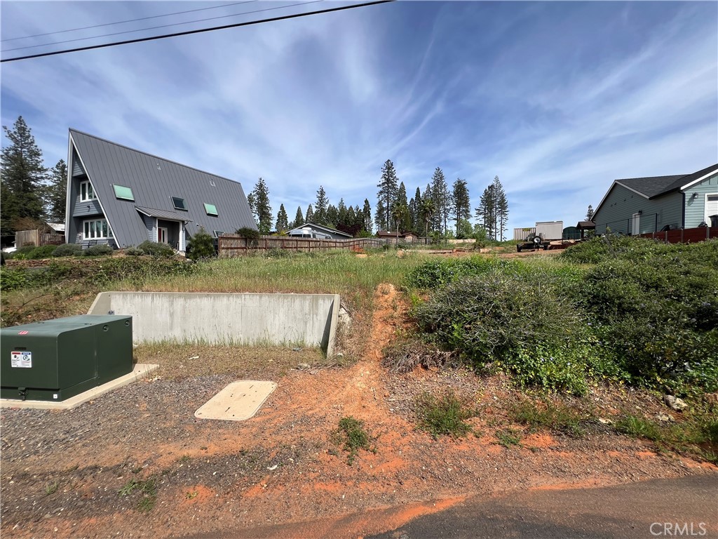main property photo 8