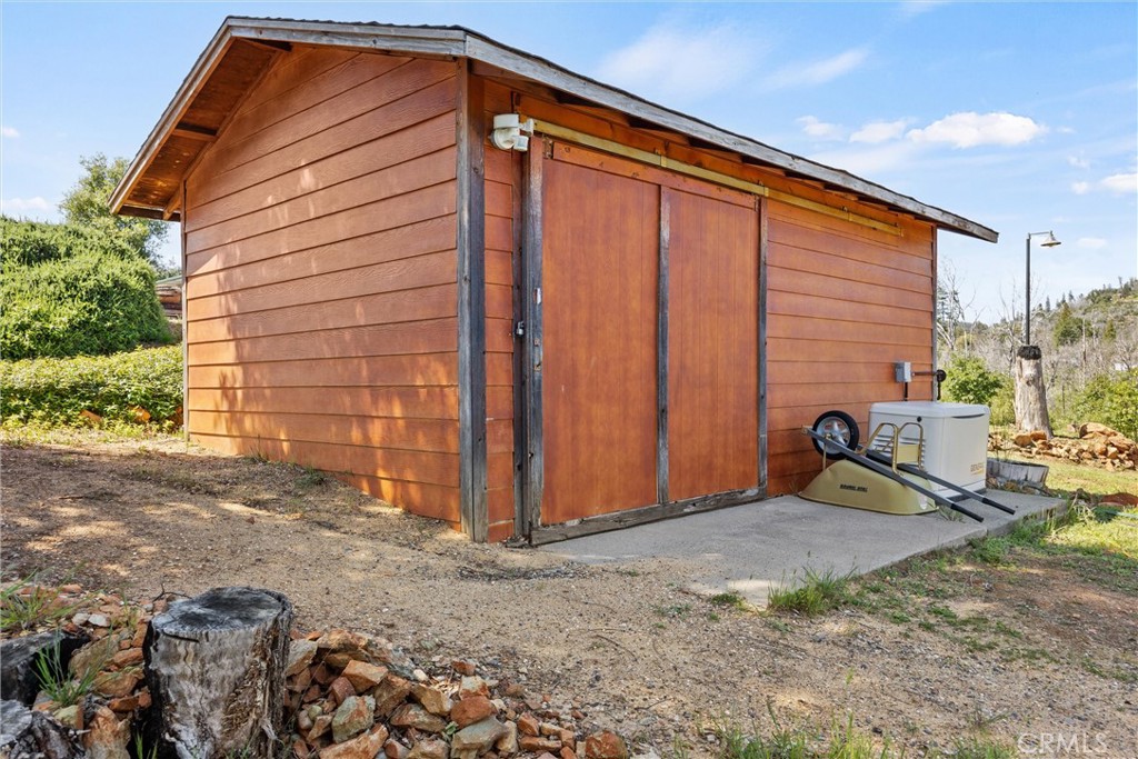 main property photo 50