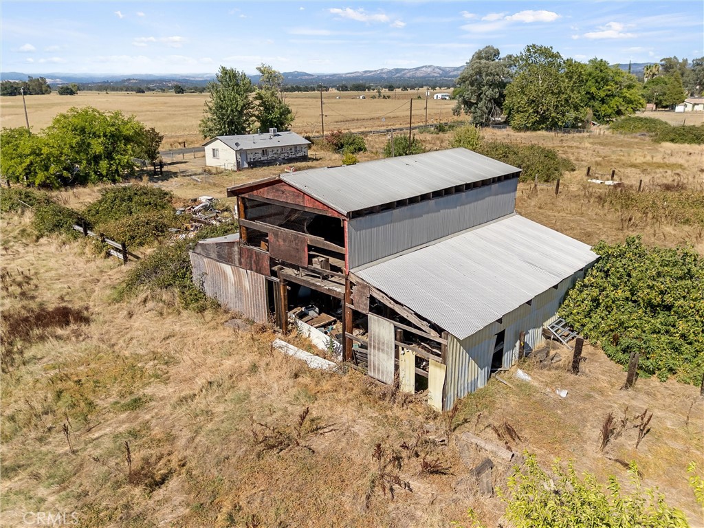 main property photo 18