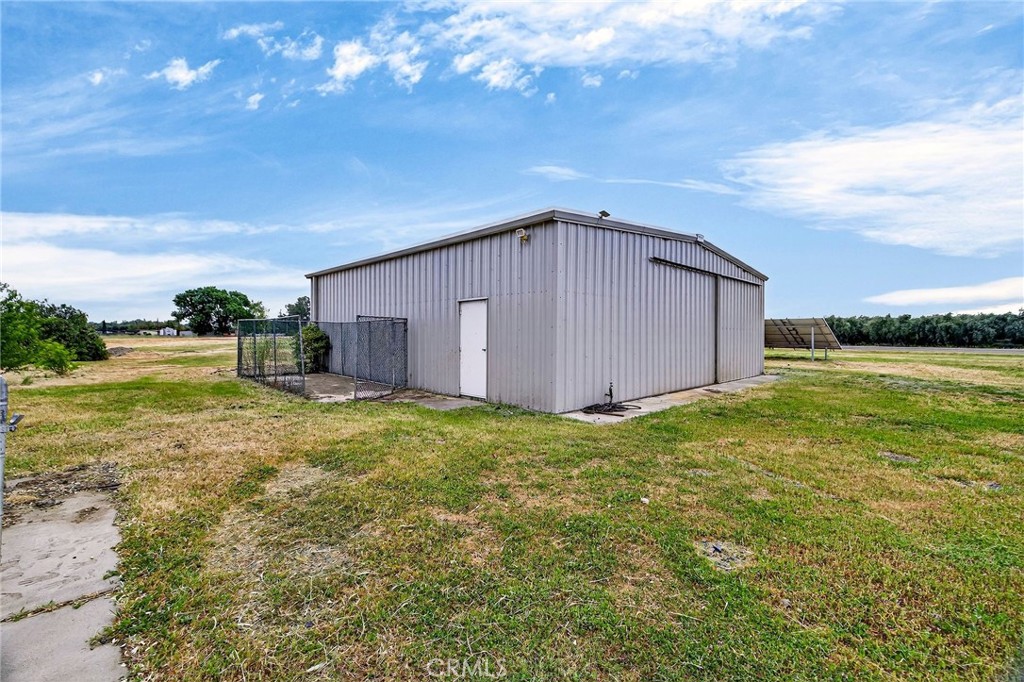 main property photo 46