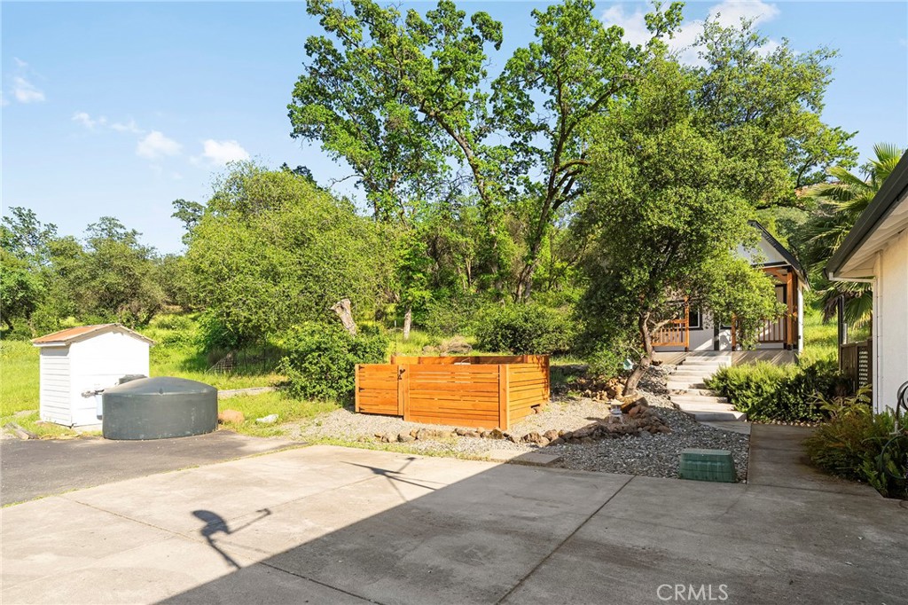 main property photo 68