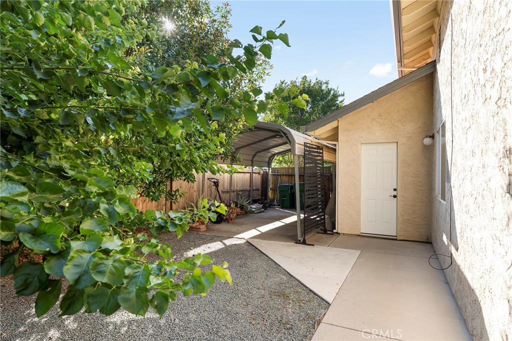 main property photo 39
