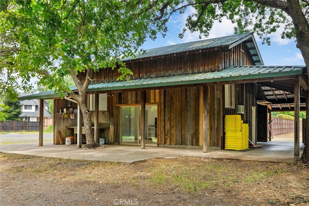 main property photo 10