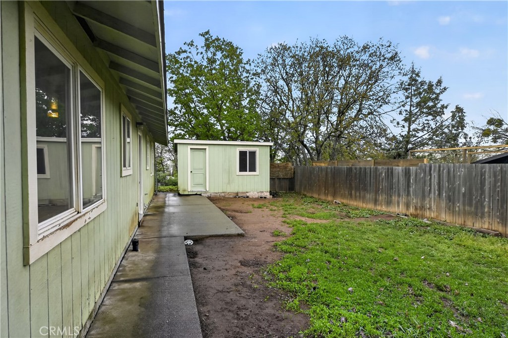 main property photo 37