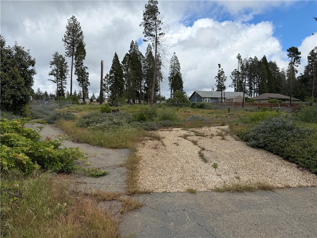 main property photo 6