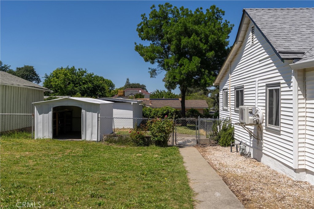 main property photo 20