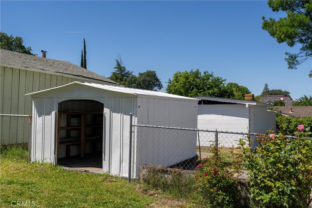 main property photo 21