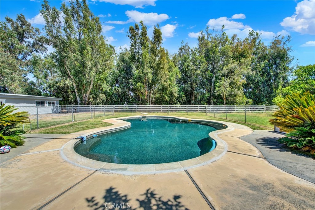 main property photo 65