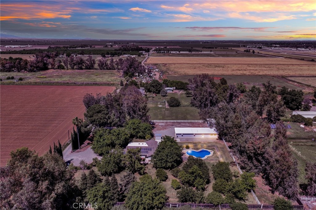 main property photo 74