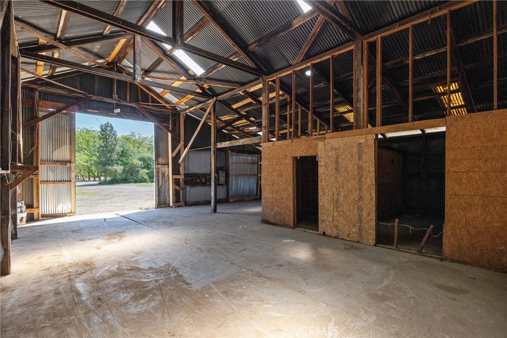 main property photo 22