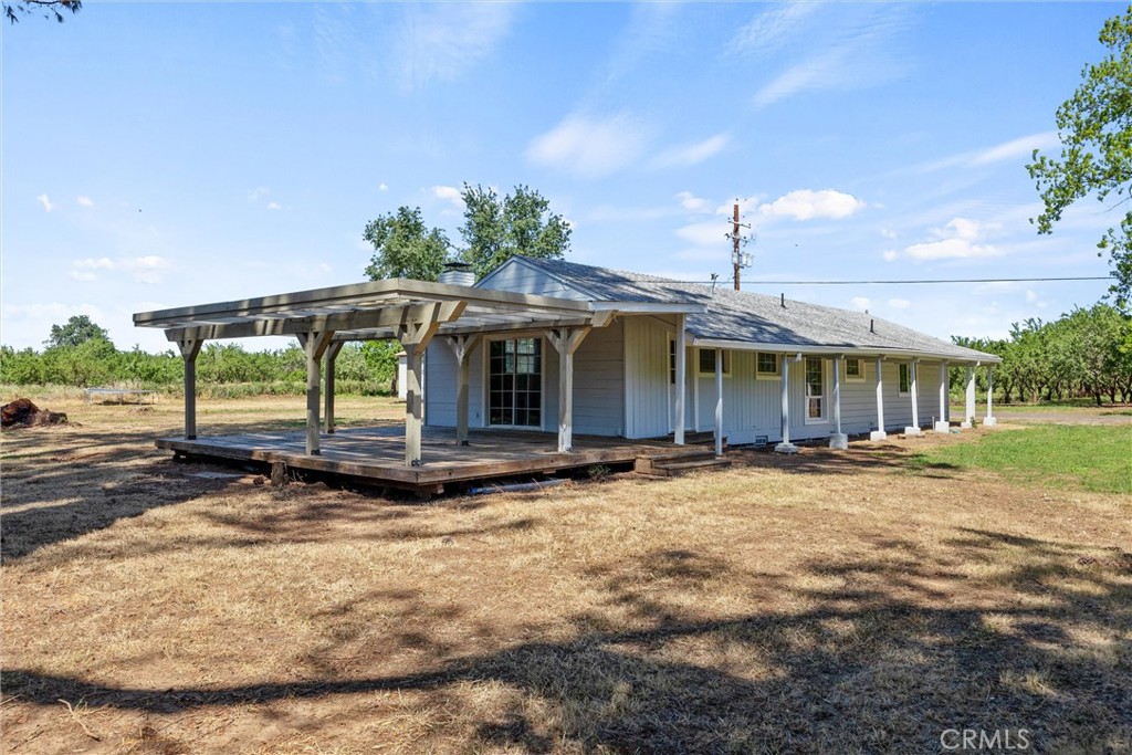 main property photo 28