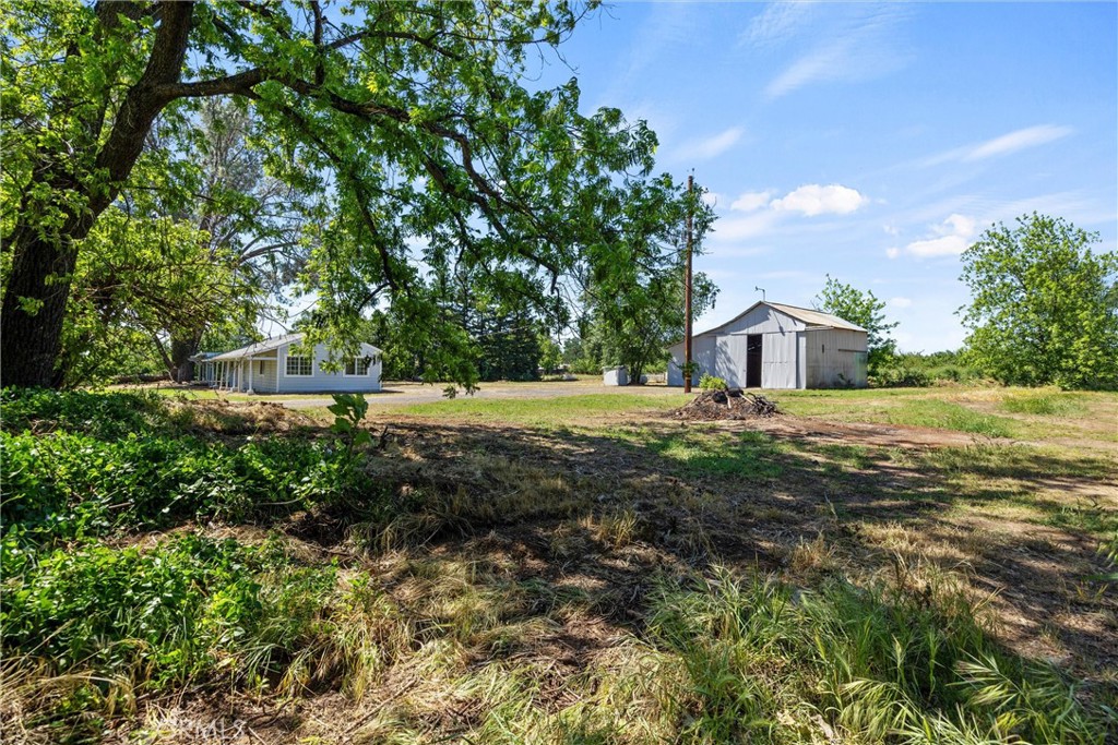 main property photo 35