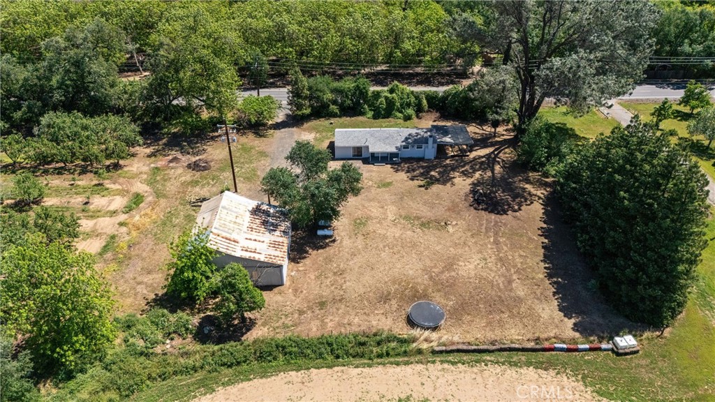 main property photo 40