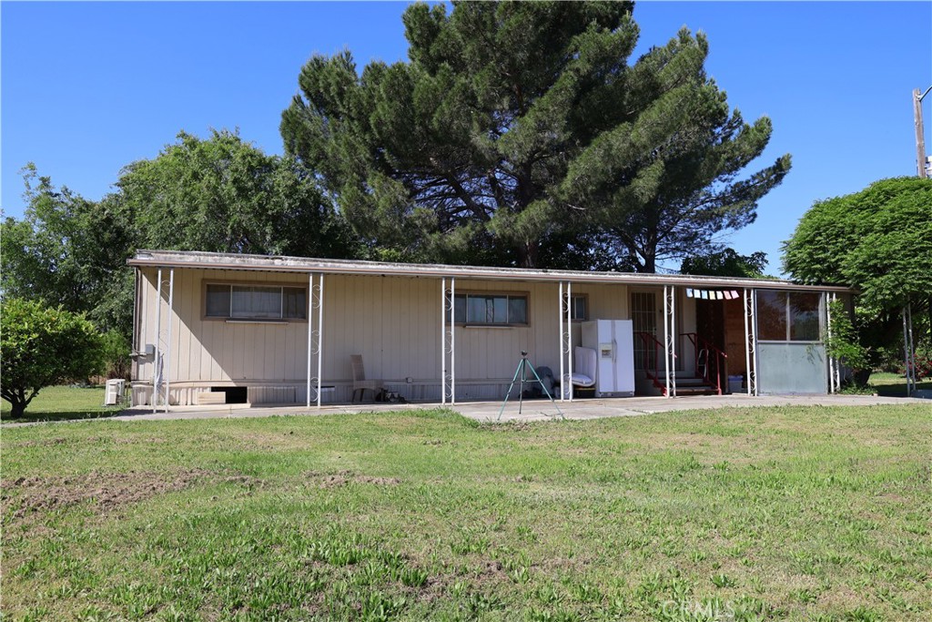 main property photo 40