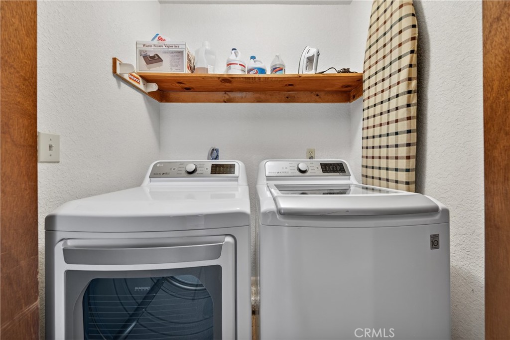 main property photo 17