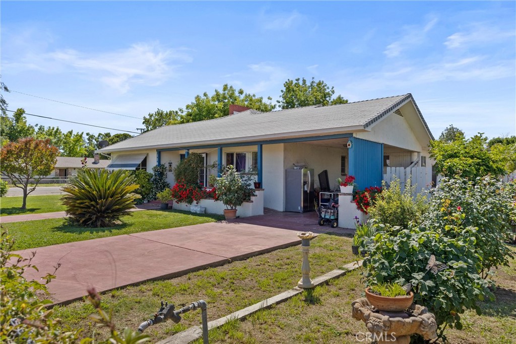 main property photo 3