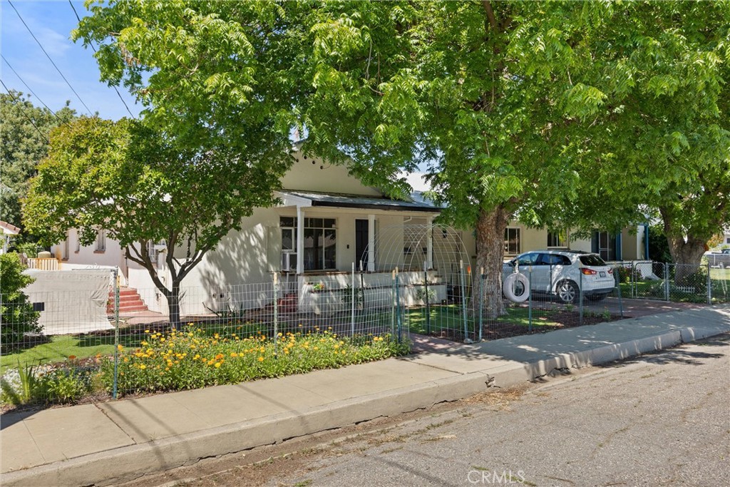 main property photo 34