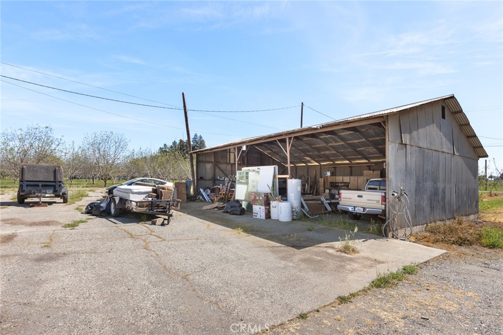 main property photo 10