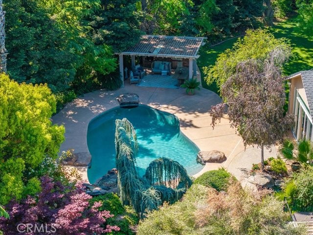 main property photo 38