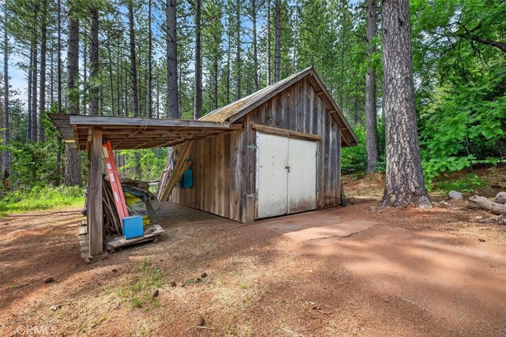 main property photo 9
